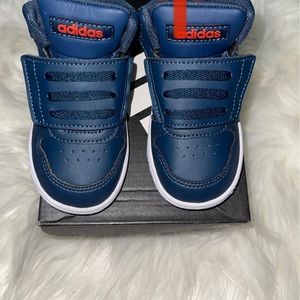 Toddler adidas sneakers size 6 K